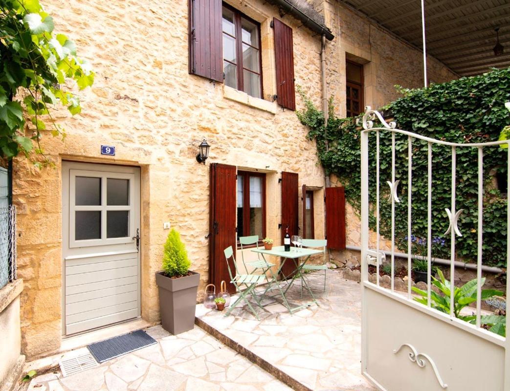 Cozy Cottage With Garden In Sarlat Medieval Centre Sarlat-la-Canéda Exterior photo